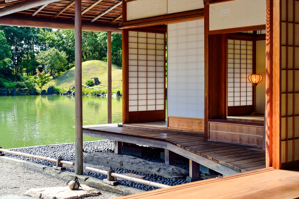 Seeing beautiful traditional architecture and gardens is a highlight of touring in Japan